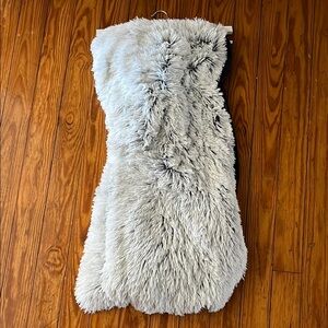 Pink Label Faux Fur Blanket